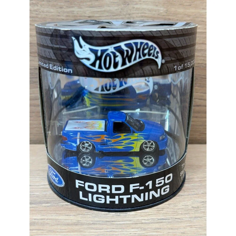 Hot Wheels Ford F-150 Lightning Pickup Oil Can Truck Series 1/15000 Blue 2003